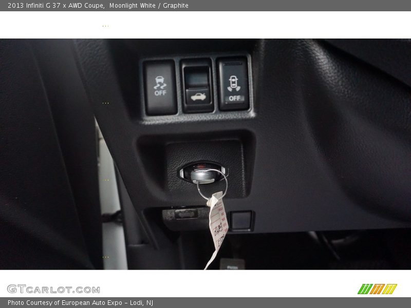 Moonlight White / Graphite 2013 Infiniti G 37 x AWD Coupe