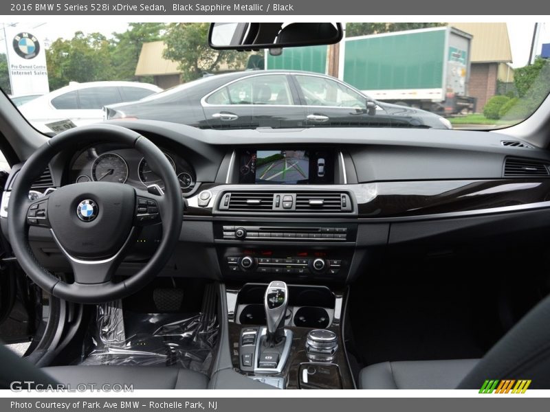 Black Sapphire Metallic / Black 2016 BMW 5 Series 528i xDrive Sedan