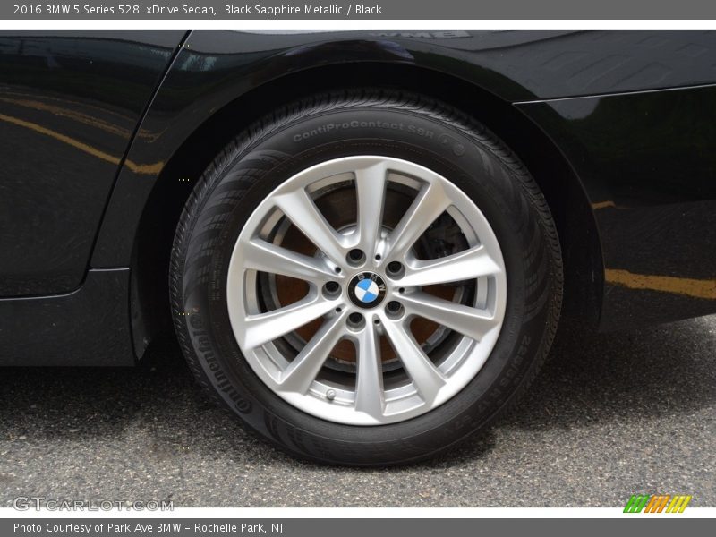 Black Sapphire Metallic / Black 2016 BMW 5 Series 528i xDrive Sedan