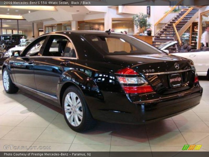 Black / Black 2009 Mercedes-Benz S 550 4Matic Sedan