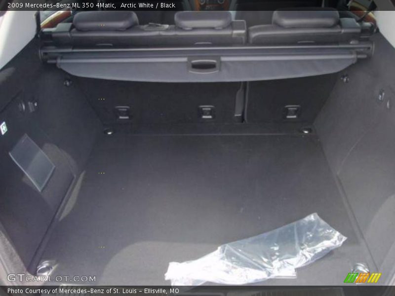 Arctic White / Black 2009 Mercedes-Benz ML 350 4Matic
