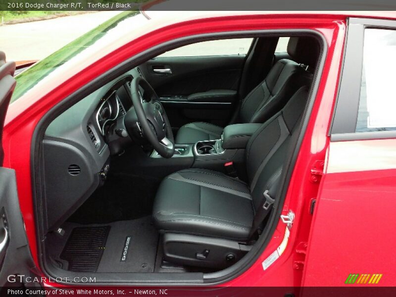 TorRed / Black 2016 Dodge Charger R/T