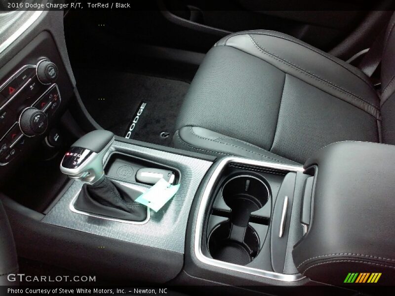 TorRed / Black 2016 Dodge Charger R/T