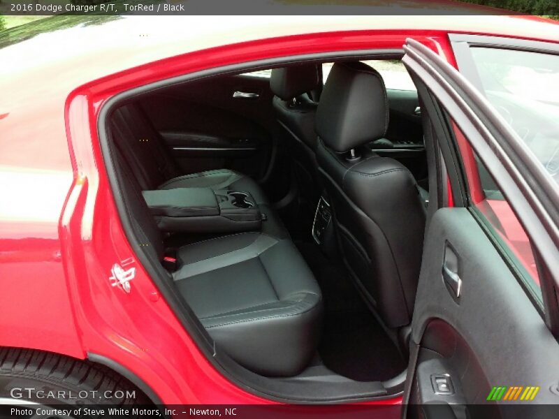 TorRed / Black 2016 Dodge Charger R/T