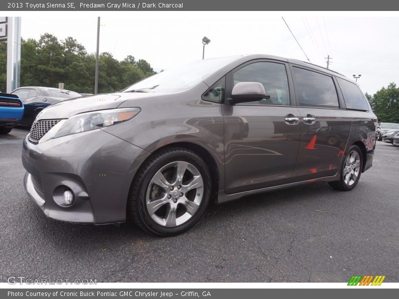 Predawn Gray Mica / Dark Charcoal 2013 Toyota Sienna SE