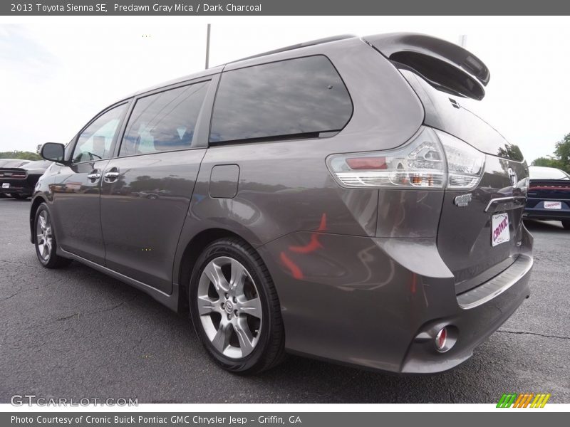 Predawn Gray Mica / Dark Charcoal 2013 Toyota Sienna SE