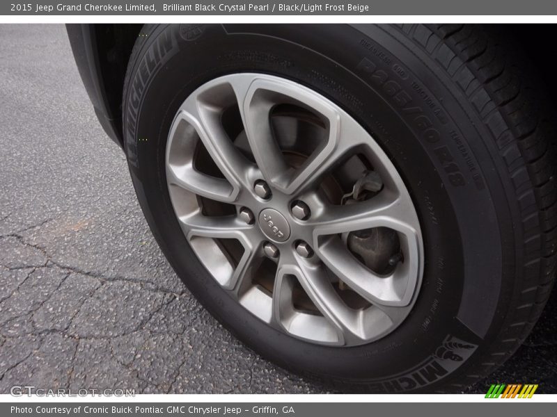 Brilliant Black Crystal Pearl / Black/Light Frost Beige 2015 Jeep Grand Cherokee Limited
