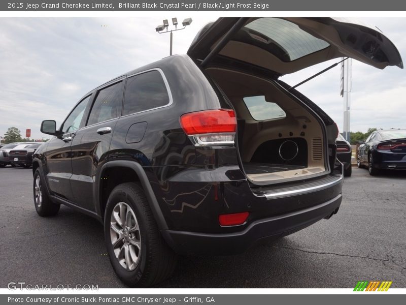 Brilliant Black Crystal Pearl / Black/Light Frost Beige 2015 Jeep Grand Cherokee Limited