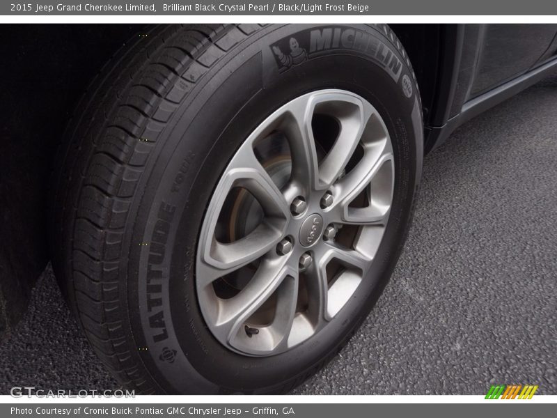 Brilliant Black Crystal Pearl / Black/Light Frost Beige 2015 Jeep Grand Cherokee Limited