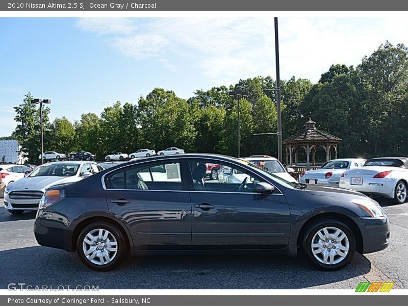 Ocean Gray / Charcoal 2010 Nissan Altima 2.5 S
