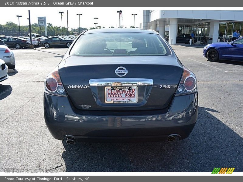 Ocean Gray / Charcoal 2010 Nissan Altima 2.5 S