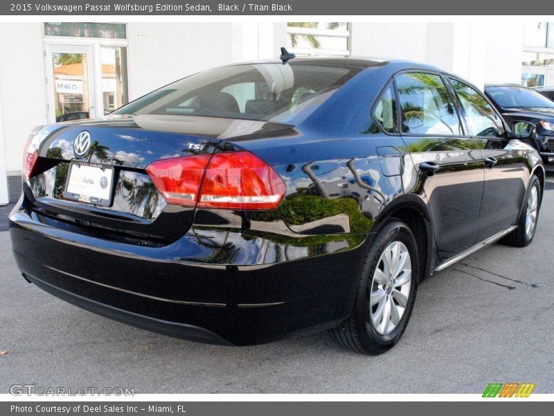 Black / Titan Black 2015 Volkswagen Passat Wolfsburg Edition Sedan