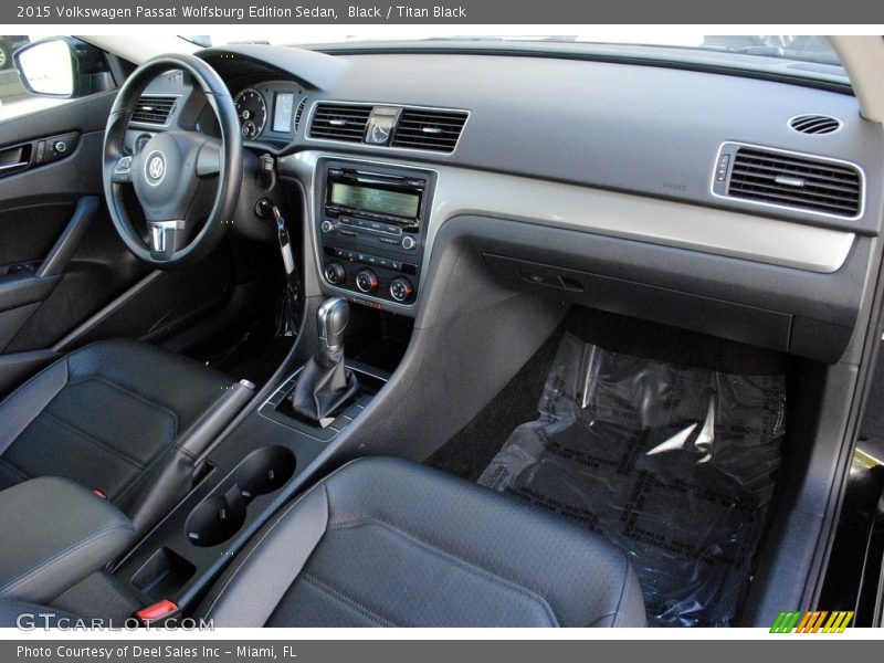 Black / Titan Black 2015 Volkswagen Passat Wolfsburg Edition Sedan