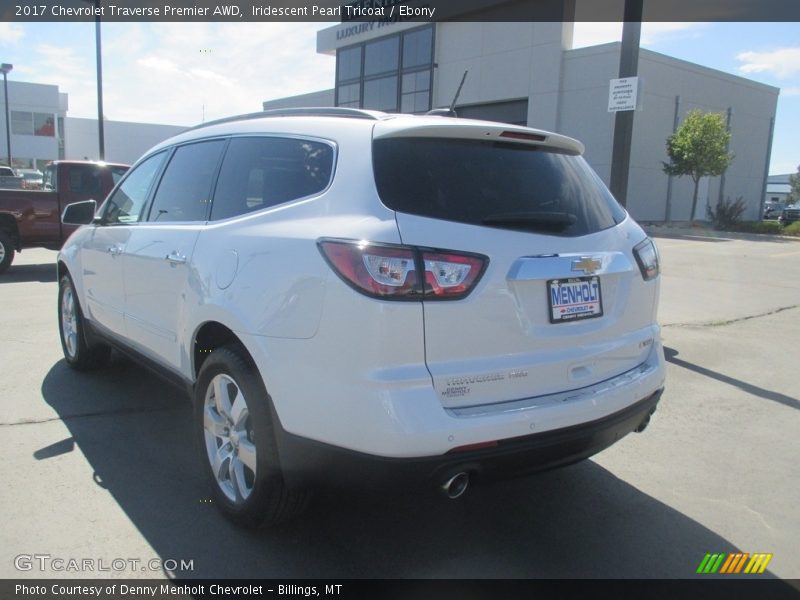 Iridescent Pearl Tricoat / Ebony 2017 Chevrolet Traverse Premier AWD