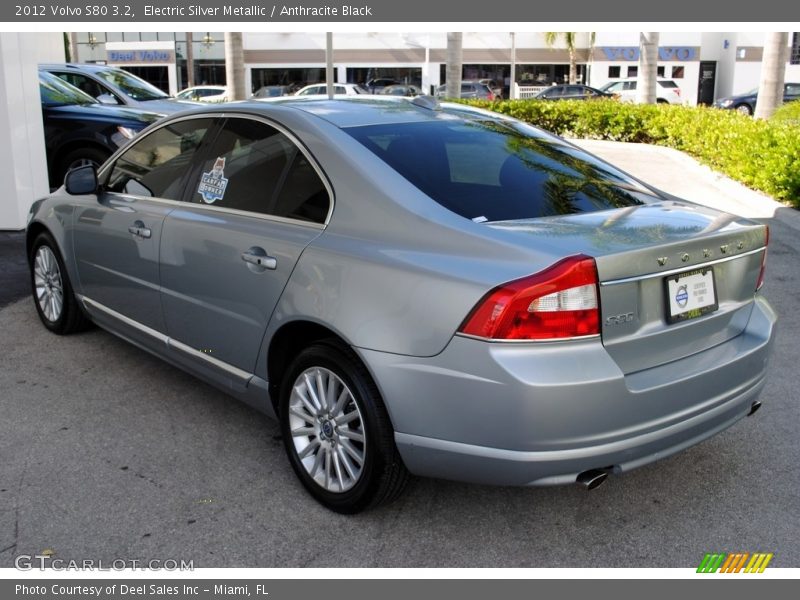 Electric Silver Metallic / Anthracite Black 2012 Volvo S80 3.2