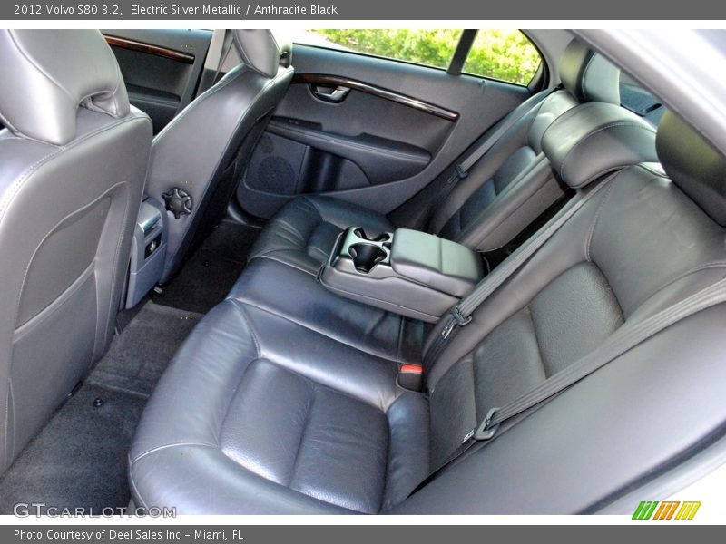 Electric Silver Metallic / Anthracite Black 2012 Volvo S80 3.2