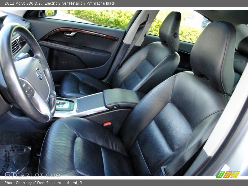 Electric Silver Metallic / Anthracite Black 2012 Volvo S80 3.2