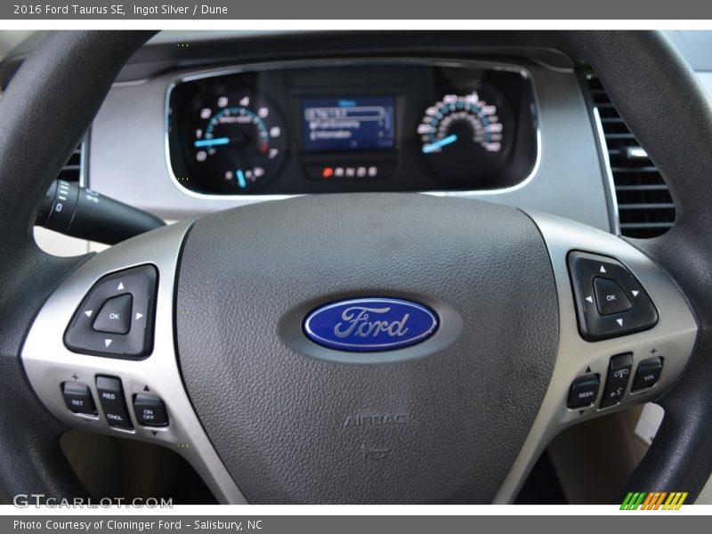 Ingot Silver / Dune 2016 Ford Taurus SE