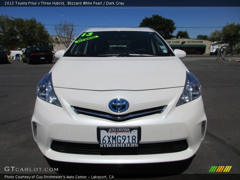 Blizzard White Pearl / Dark Gray 2013 Toyota Prius v Three Hybrid