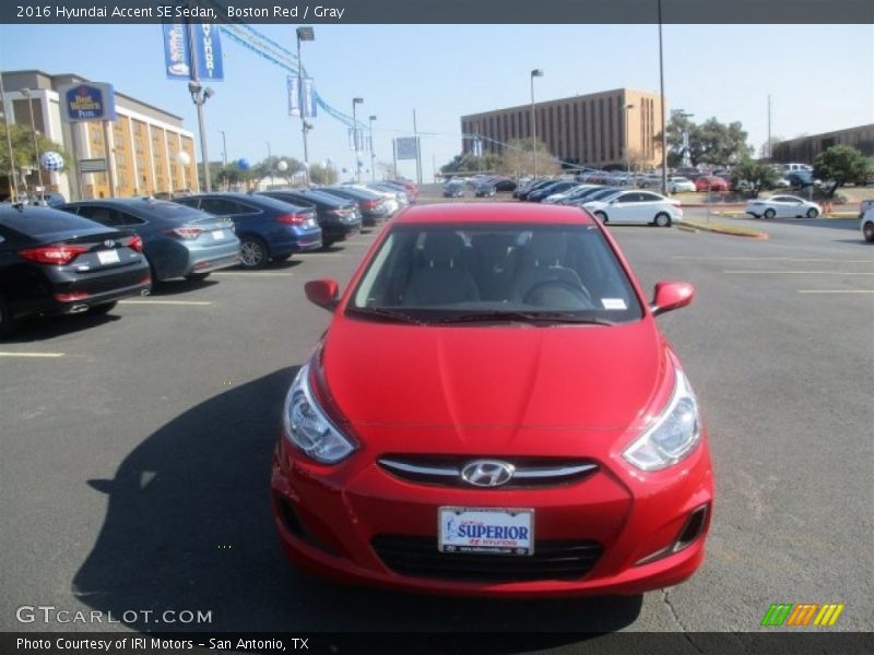 Boston Red / Gray 2016 Hyundai Accent SE Sedan