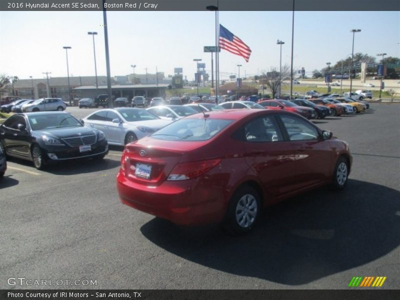 Boston Red / Gray 2016 Hyundai Accent SE Sedan