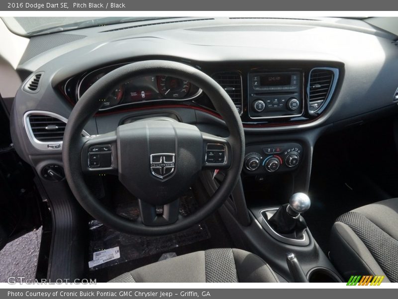 Pitch Black / Black 2016 Dodge Dart SE