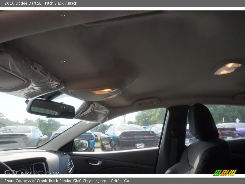 Pitch Black / Black 2016 Dodge Dart SE