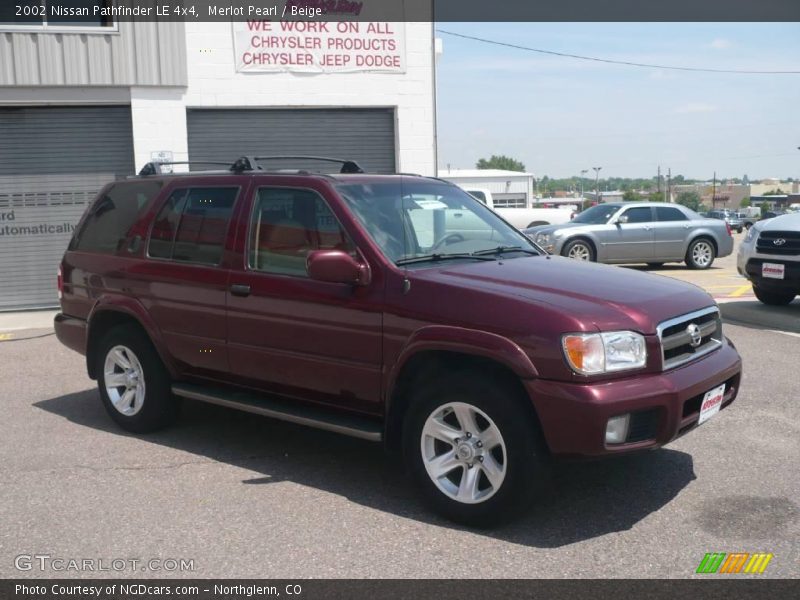 Merlot Pearl / Beige 2002 Nissan Pathfinder LE 4x4
