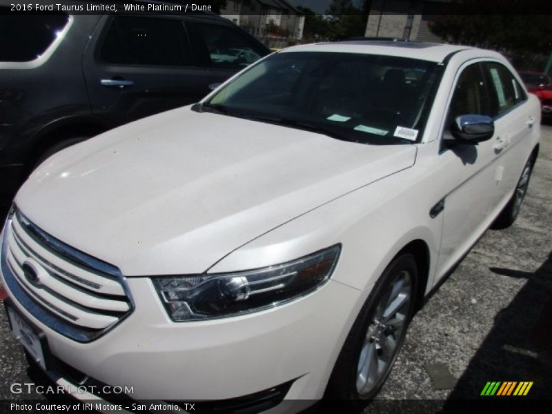 White Platinum / Dune 2016 Ford Taurus Limited