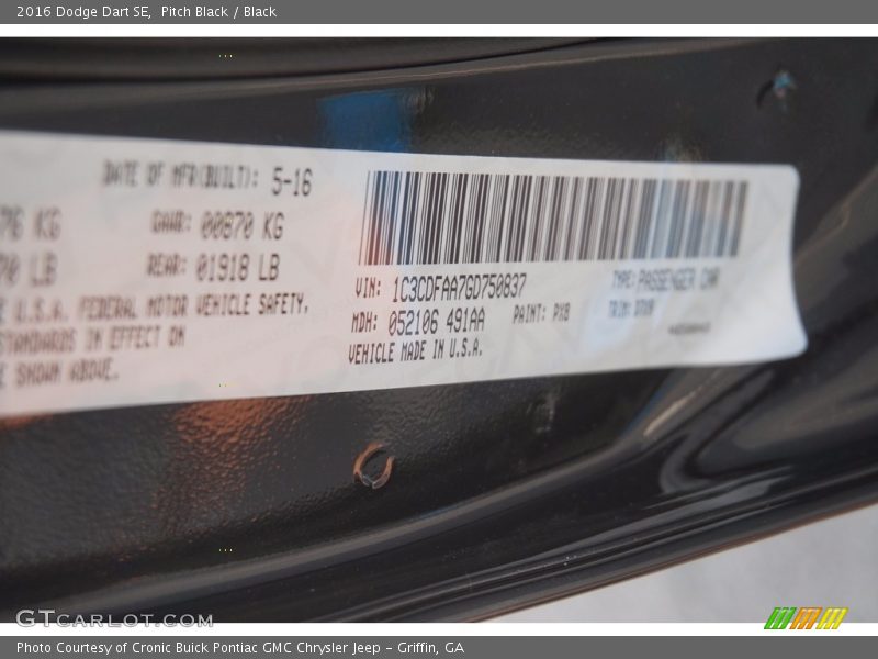 Pitch Black / Black 2016 Dodge Dart SE