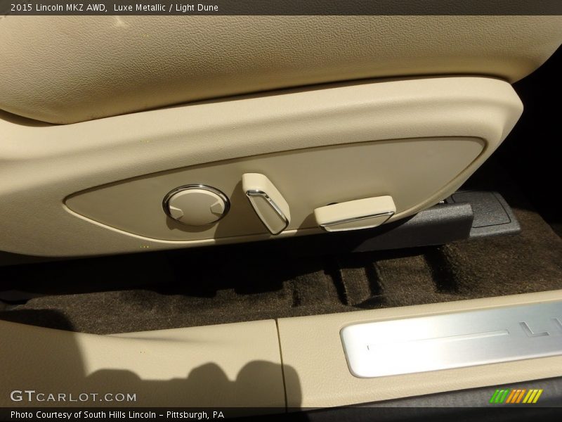 Luxe Metallic / Light Dune 2015 Lincoln MKZ AWD