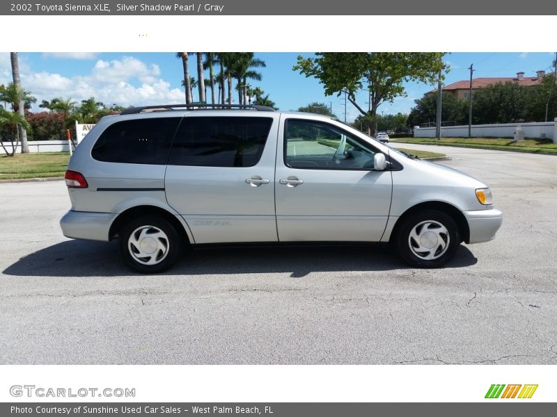 Silver Shadow Pearl / Gray 2002 Toyota Sienna XLE
