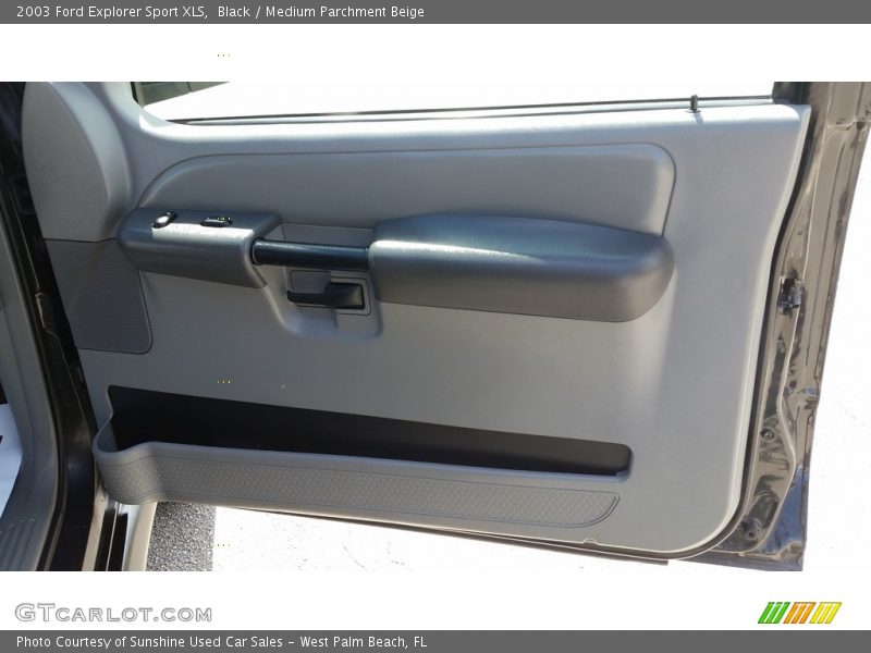 Black / Medium Parchment Beige 2003 Ford Explorer Sport XLS