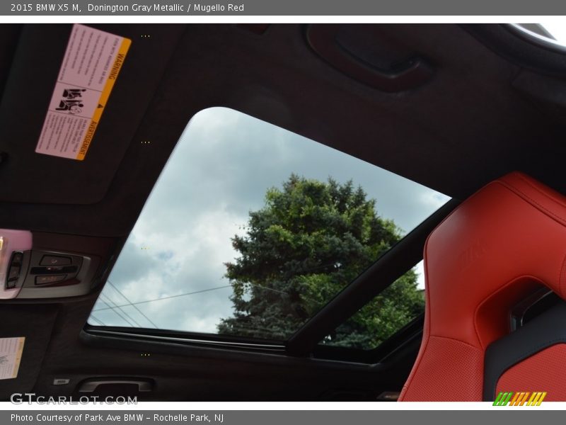 Donington Gray Metallic / Mugello Red 2015 BMW X5 M
