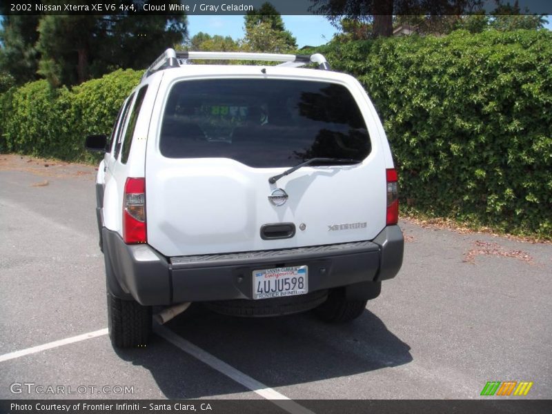 Cloud White / Gray Celadon 2002 Nissan Xterra XE V6 4x4