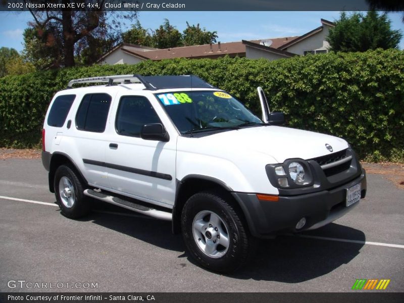 Cloud White / Gray Celadon 2002 Nissan Xterra XE V6 4x4