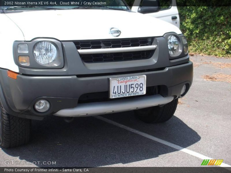 Cloud White / Gray Celadon 2002 Nissan Xterra XE V6 4x4
