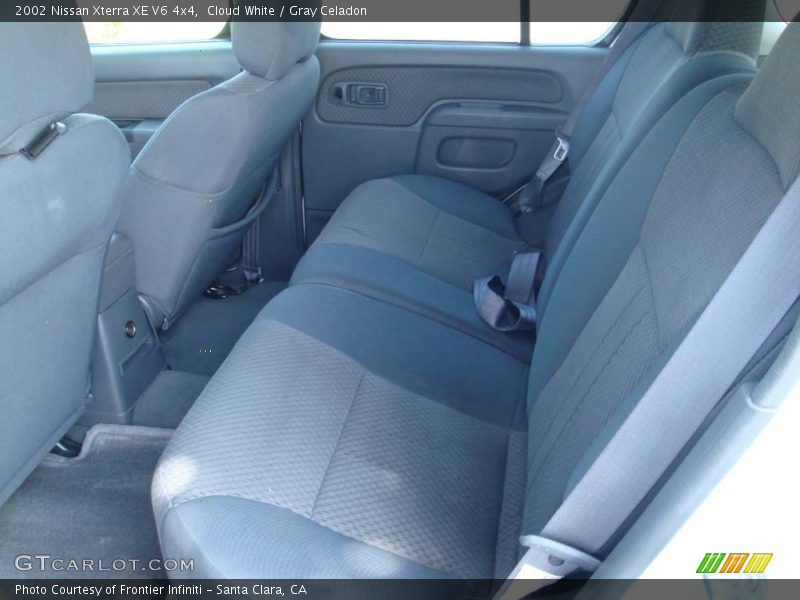 Cloud White / Gray Celadon 2002 Nissan Xterra XE V6 4x4