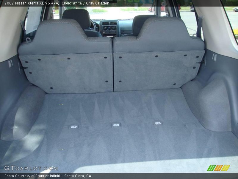 Cloud White / Gray Celadon 2002 Nissan Xterra XE V6 4x4