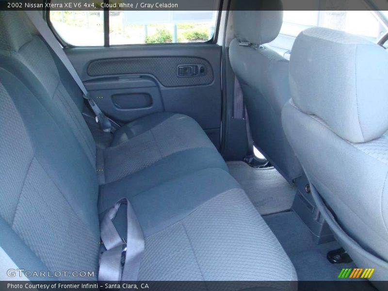 Cloud White / Gray Celadon 2002 Nissan Xterra XE V6 4x4