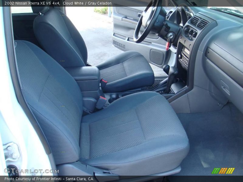 Cloud White / Gray Celadon 2002 Nissan Xterra XE V6 4x4