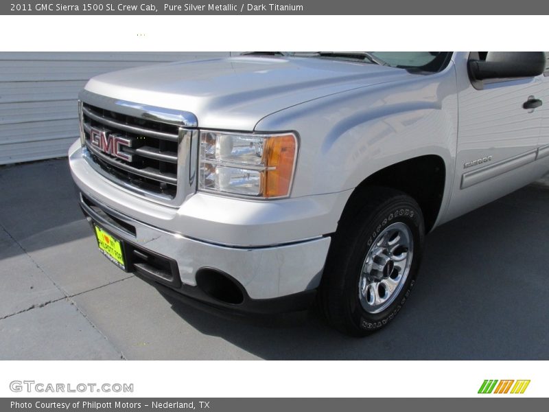 Pure Silver Metallic / Dark Titanium 2011 GMC Sierra 1500 SL Crew Cab