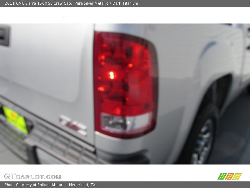 Pure Silver Metallic / Dark Titanium 2011 GMC Sierra 1500 SL Crew Cab