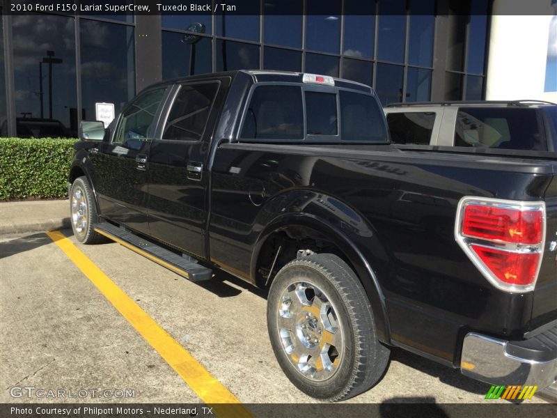 Tuxedo Black / Tan 2010 Ford F150 Lariat SuperCrew