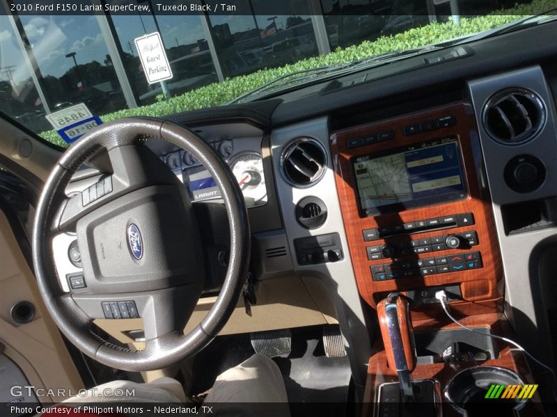 Tuxedo Black / Tan 2010 Ford F150 Lariat SuperCrew