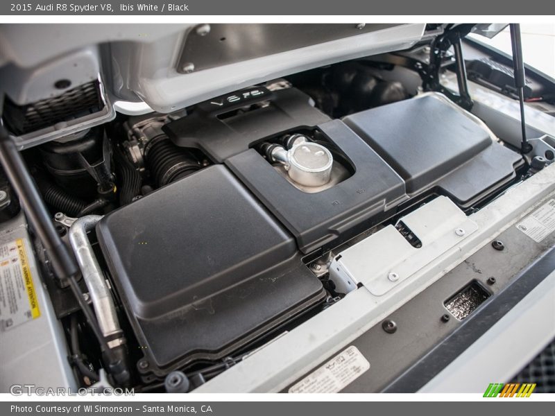  2015 R8 Spyder V8 Engine - 4.2 Liter FSI DOHC 32-Valve VVT V8