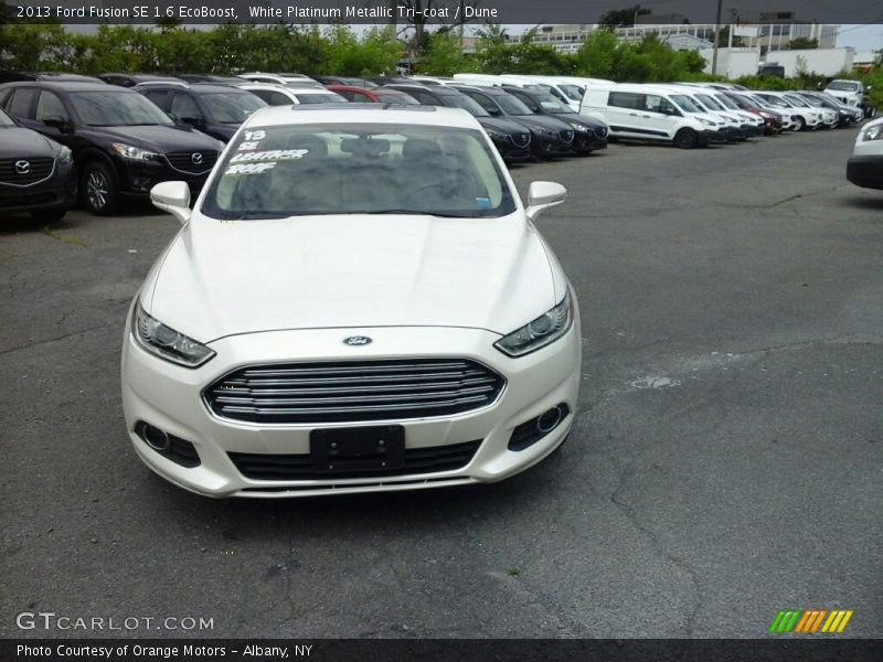 White Platinum Metallic Tri-coat / Dune 2013 Ford Fusion SE 1.6 EcoBoost