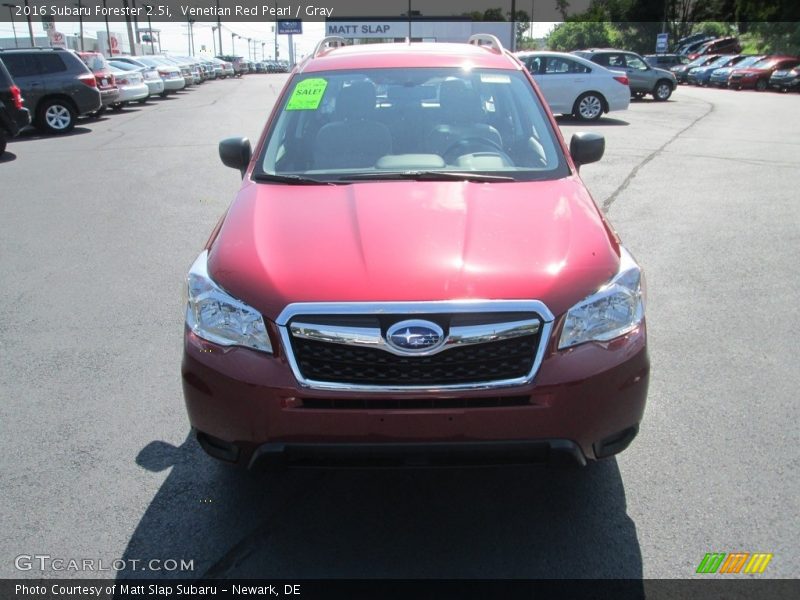 Venetian Red Pearl / Gray 2016 Subaru Forester 2.5i