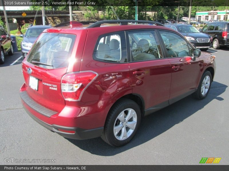Venetian Red Pearl / Gray 2016 Subaru Forester 2.5i