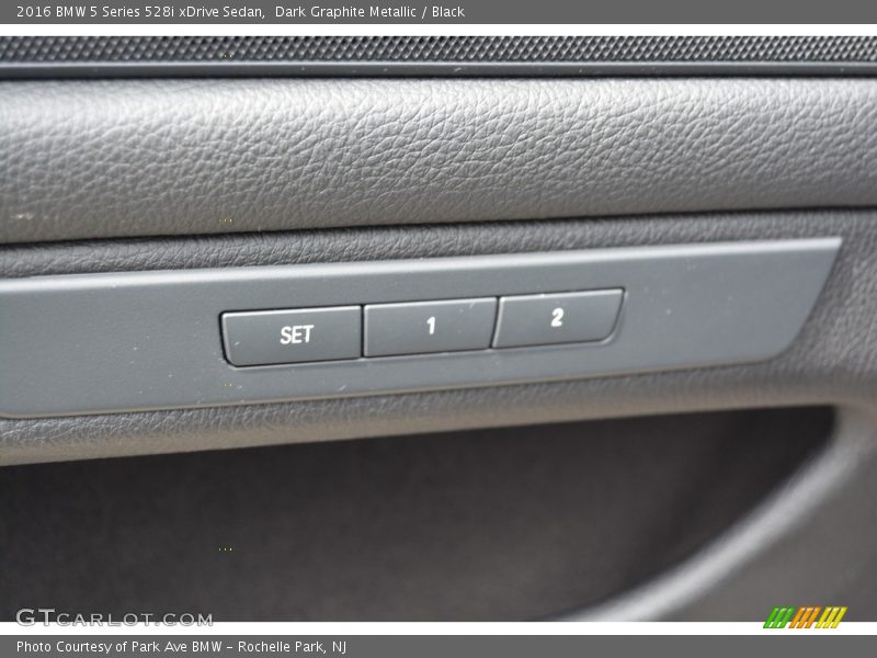 Dark Graphite Metallic / Black 2016 BMW 5 Series 528i xDrive Sedan